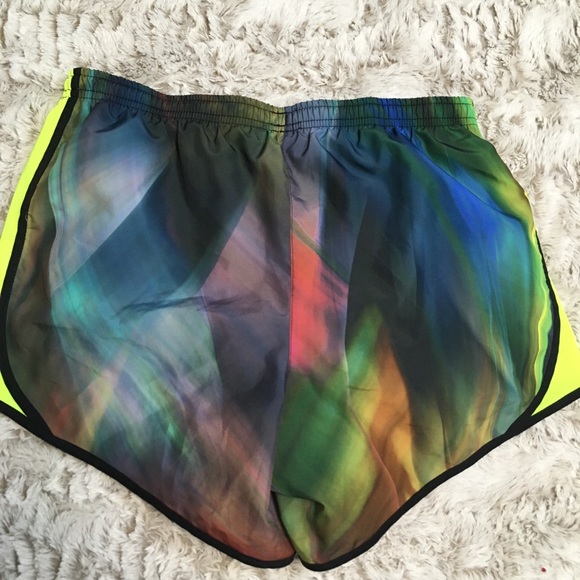 SOLD ❌Nike Dri-Fit Size XL Running ShortMultiColor - Picture 4 of 7